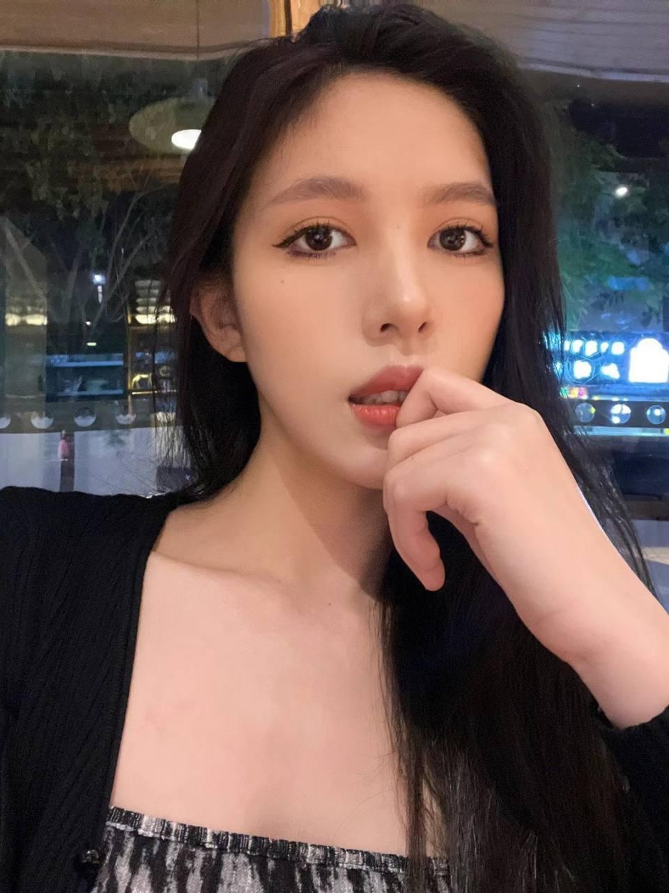 捕捉雨前茶香，香水师的艺术之旅